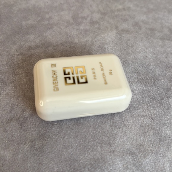 Vintage Givenchy III Savon Soap 35g - Picture 5 of 5